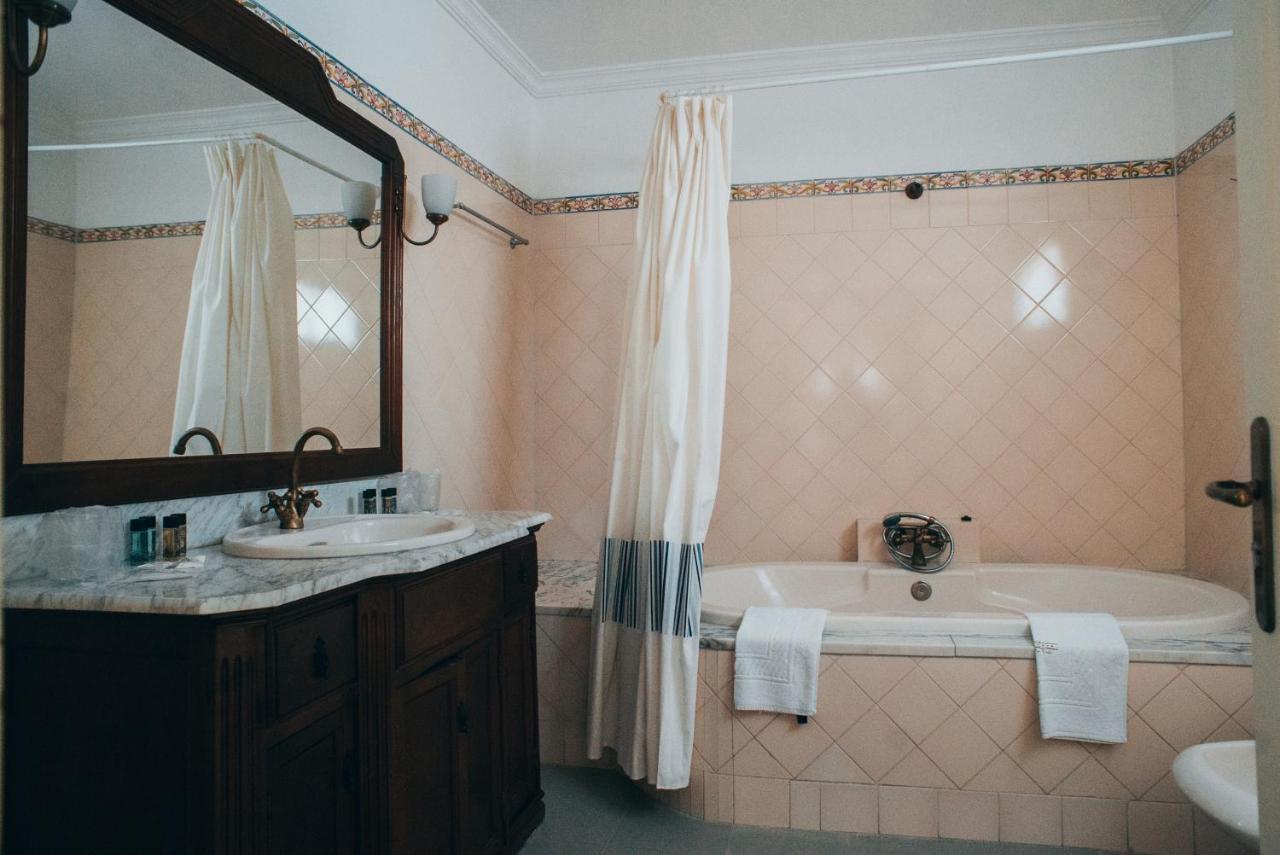 Guesthouse Da Vila Mourão Exteriér fotografie